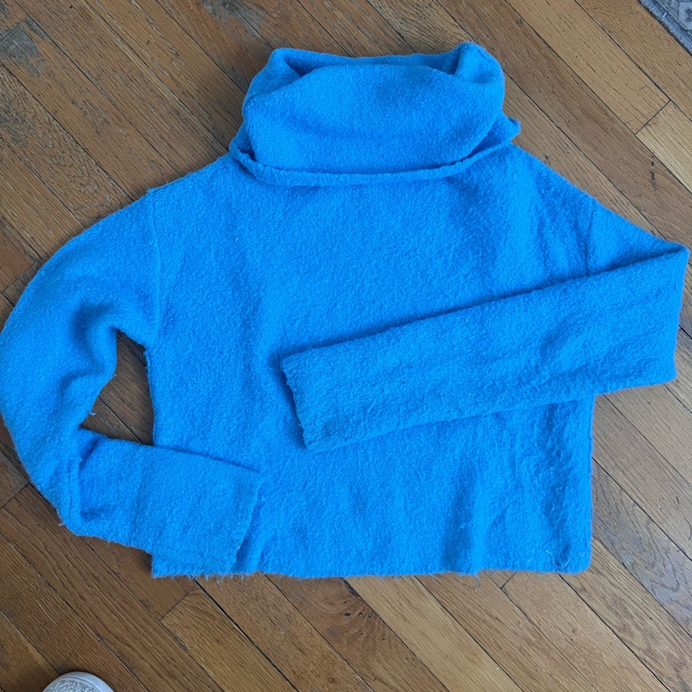 great condition bright blue free people sweater